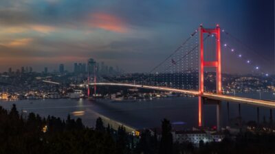 İstanbul'da, elektronik bilet, taksi, taksi dolmuş ve minibüs ücretlerine yüzde
