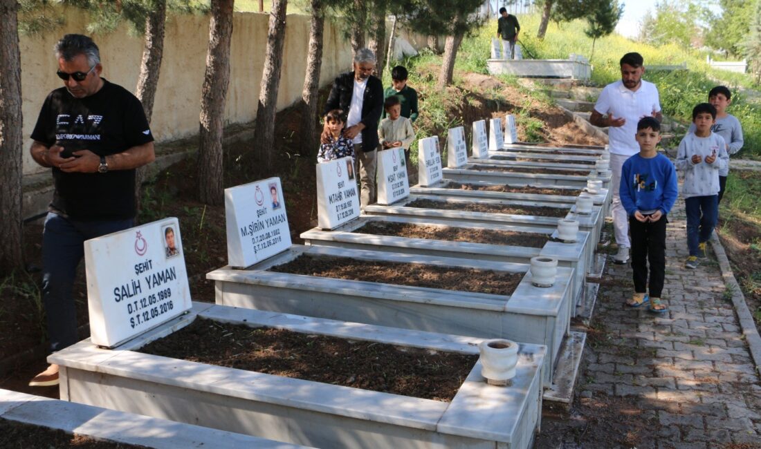 Diyarbakır'ın Sur ilçesine bağlı Dürümlü mezrasında PKK mensuplarınca kamyona yüklenen