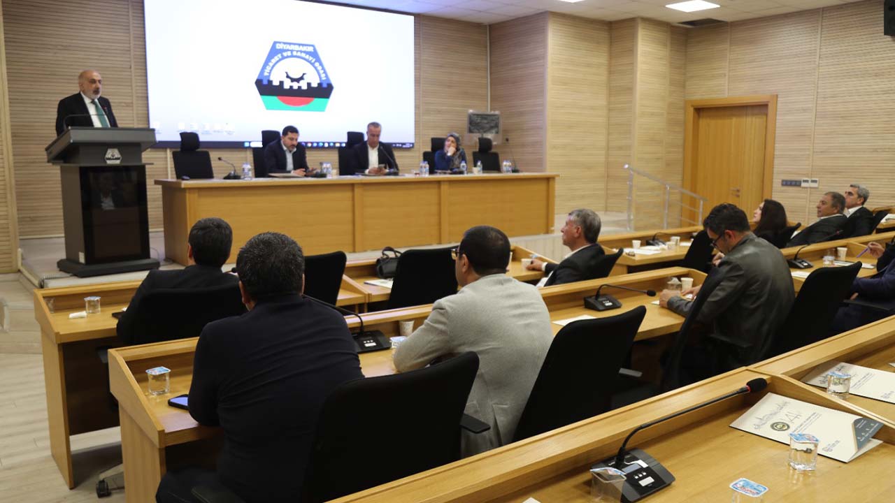 Diyarbakır Ticaret ve Sanayi Odası (DTSO)  Başkanı Mehmet Kaya, çözüm