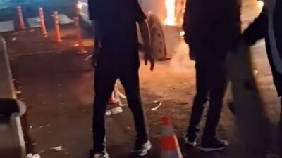 Diyarbakır'da şehir içi yolcu taşımacılığı yapan minibüste çıkan yangın paniğe