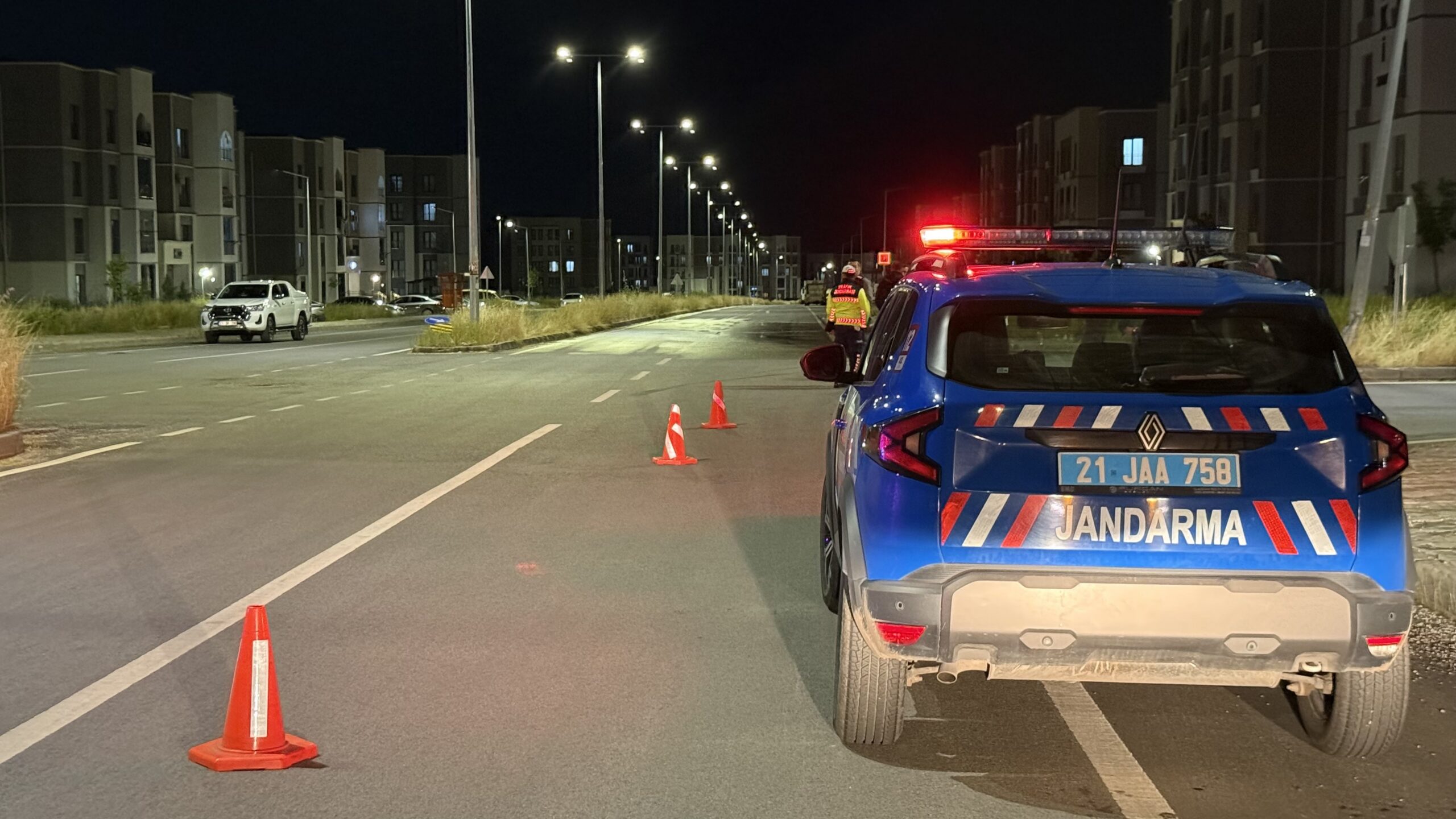 Diyarbakır’da halk otobüsü ile otomobil çarpıştı: 2 ölü, 5 yaralı