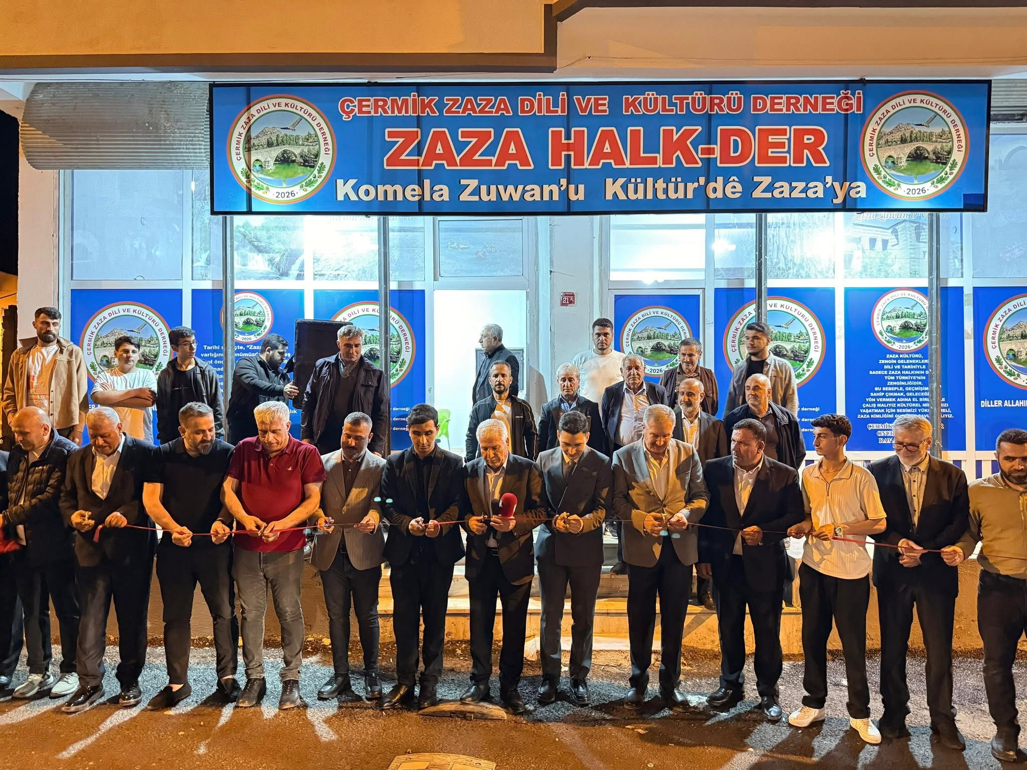 Diyarbakır'da Çermik Zaza Dili ve Kültürü Derneği açıldı.
