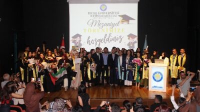 Dicle Üniversitesi İletişim Fakültesi 2025–2026 Eğitim-Öğretim Yılı Mezuniyet Töreni büyük