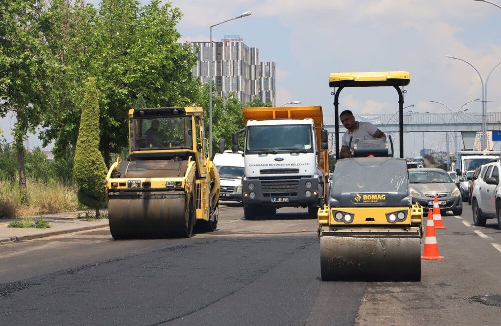 Diyarbakır Büyükşehir Belediyesi, kent genelinde ulaşım konforunu artırmak ve trafik