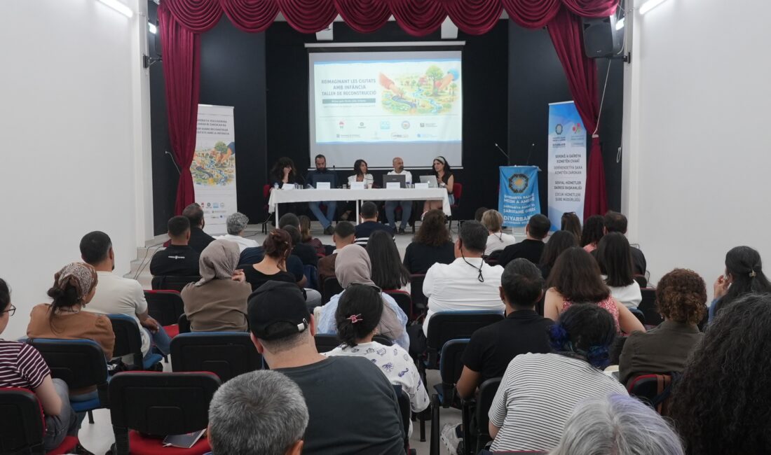 Diyarbakır’da düzenlenen “Kentleri Çocuklarla Yeniden Kurma Çalıştayı”nda çocuk hakları, kent