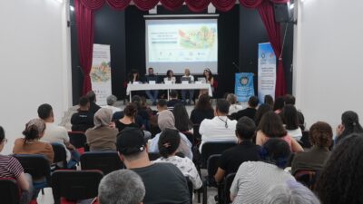 Diyarbakır’da düzenlenen “Kentleri Çocuklarla Yeniden Kurma Çalıştayı”nda çocuk hakları, kent