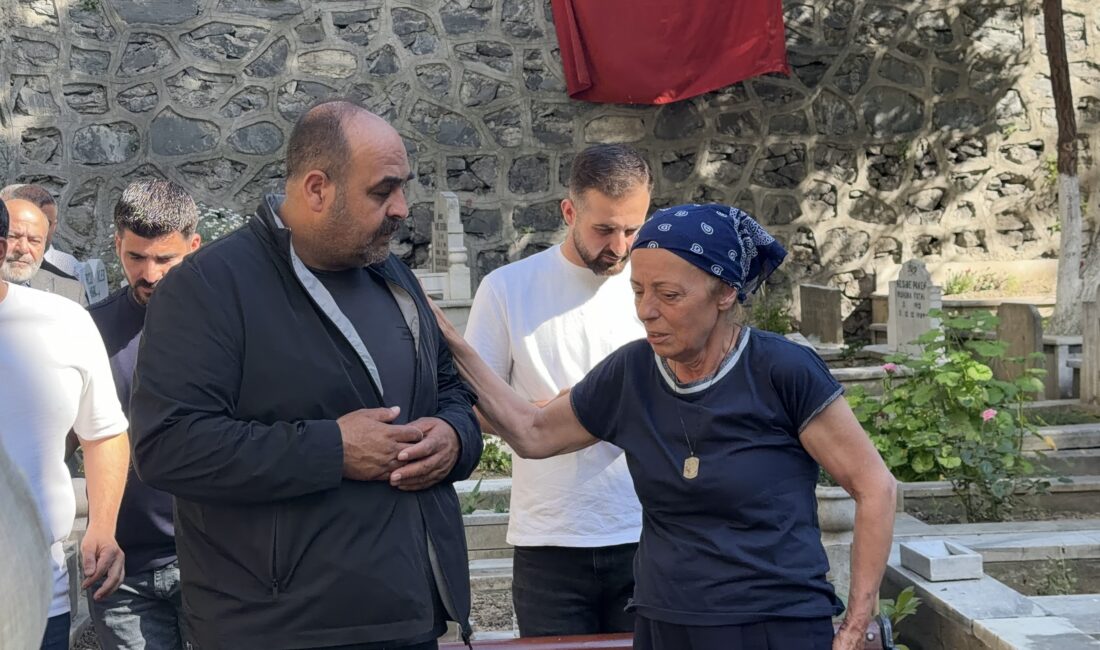 Narin Güran'ın acılı babası Arif Güran ile ağabeyi Baran Güran