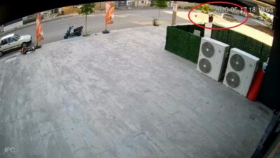Diyarbakır'ın merkez Sur ilçesinde otomobil ile motosikletin çarpışması sonucu 1