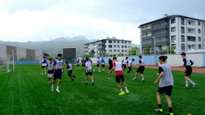 Amedspor Kulübün altyapısını güçlendirmek ve geleceğin sporcularını keşfetmek amacıyla düzenlenen
