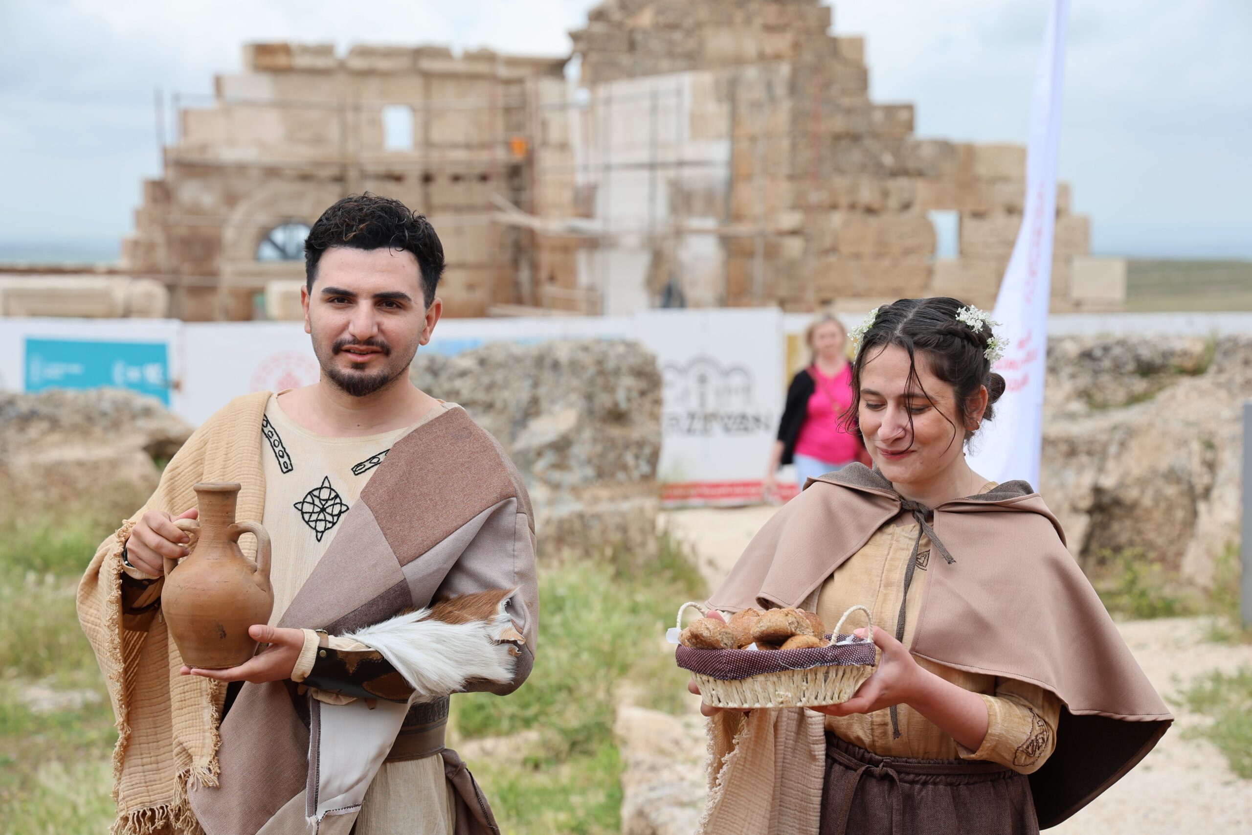 Diyarbakır’ın Çınar ilçesinde bulunan 3 bin yıllık Zerzevan Kalesinde, Roma