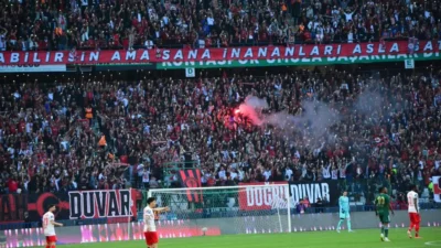 TFF 1. Lig play-off finalinde Esenler Erokspor’u 2-0 mağlup eden