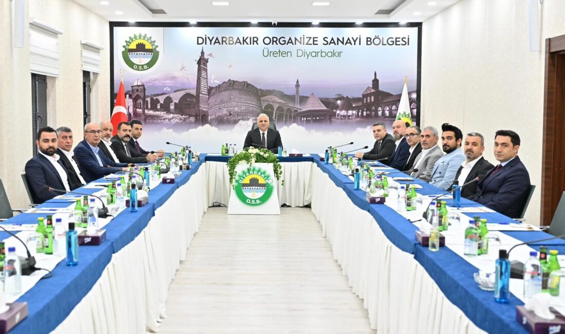 Yeni seçilen Diyarbakır Organize Sanayi Bölgesi (OSB) yönetimi ve müteşebbis