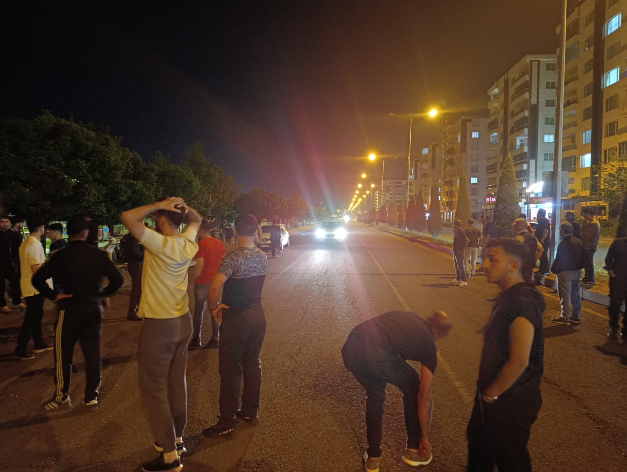 Diyarbakır'da genç taksici aracında intihara kalkıştı!