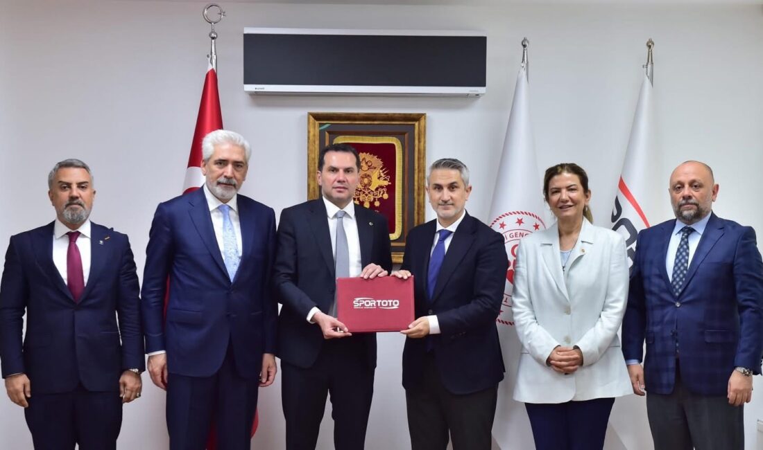 AK Parti Diyarbakır Milletvekili Galip Ensarioğlu, Diyarbakır’ın 6 ilçesine toplam