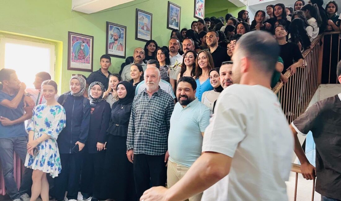 Diyarbakır'ın Kocaköy ilçesinde bulunan Çok Programı Anadolu Lisesi'nde 20 yıldır