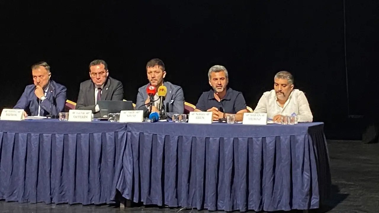 Diyarbakır'daki ‘Spor, Kent Kimliği, Ekonomi ve Toplumsal Barış’ panelinde önemli mesajlar verildi!