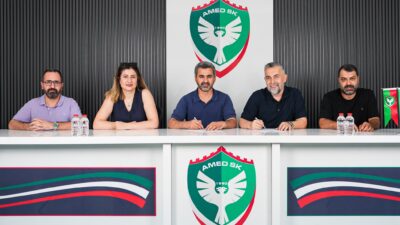 Amedspor Sportif Direktörü Serkan Reçber, görevinden ayrıldığını duyurdu. Reçber, çalışma