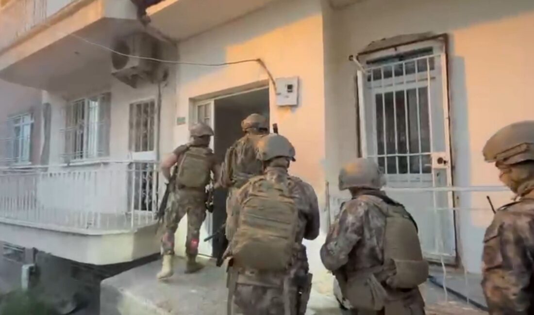 Şanlıurfa merkezli 21 ilde DEAŞ terör örgütüne yönelik düzenlenen operasyonda