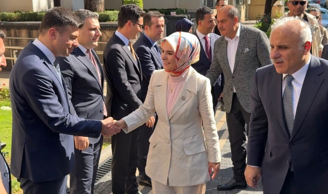 Aile ve Sosyal Hizmetler Bakanı Mahinur Özdemir Göktaş, Diyarbakır Valiliğini
