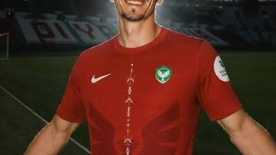 27 yaşındaki kanat oyuncusunun sağlık kontrollerinden geçtikten sonra Amedspor'a imza