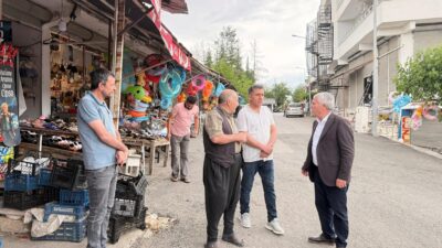 Diyarbakır’ın Çermik İlçe Belediye Başkanı Şehmus Karamehmetoğlu, vatandaşlarla bir araya