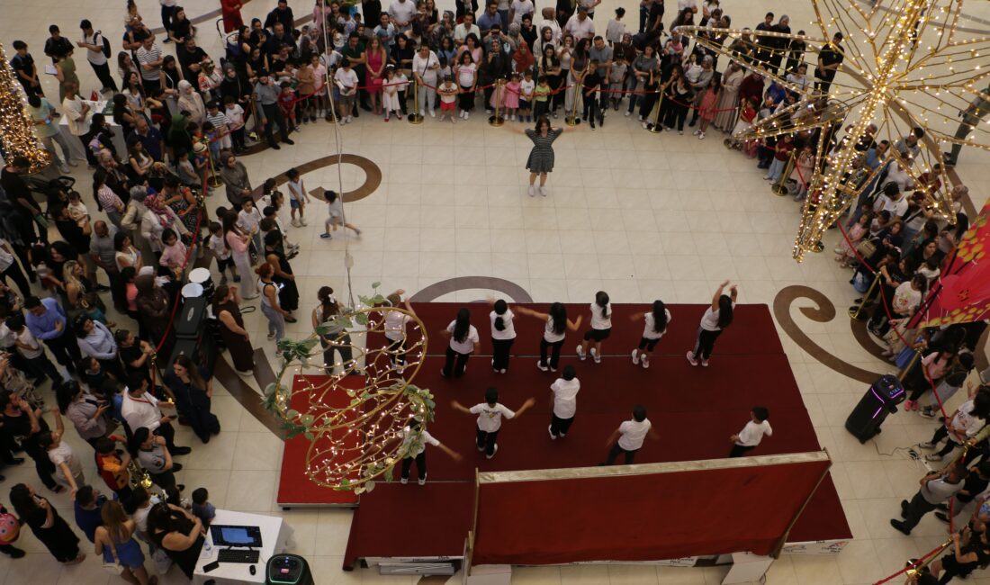 Diyarbakır’da özel bir kolej tarafından Ceylan Karavil Park AVM’de düzenlenen