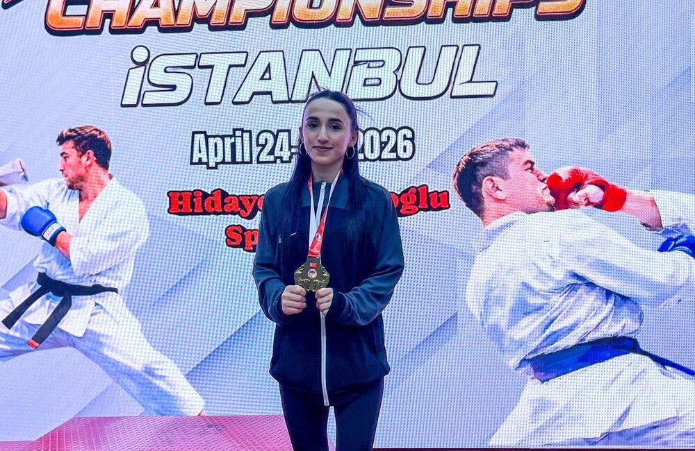 Diyarbakır Büyükşehir Belediyesi sporcusu Nazlı Bozkurt, İstanbul’da düzenlenen WSF Dünya