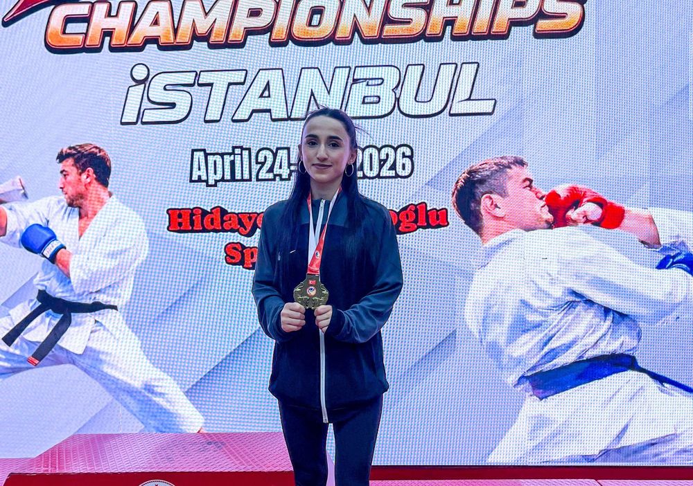 Diyarbakır Büyükşehir Belediyesi sporcusu Nazlı Bozkurt, İstanbul’da düzenlenen WSF Dünya