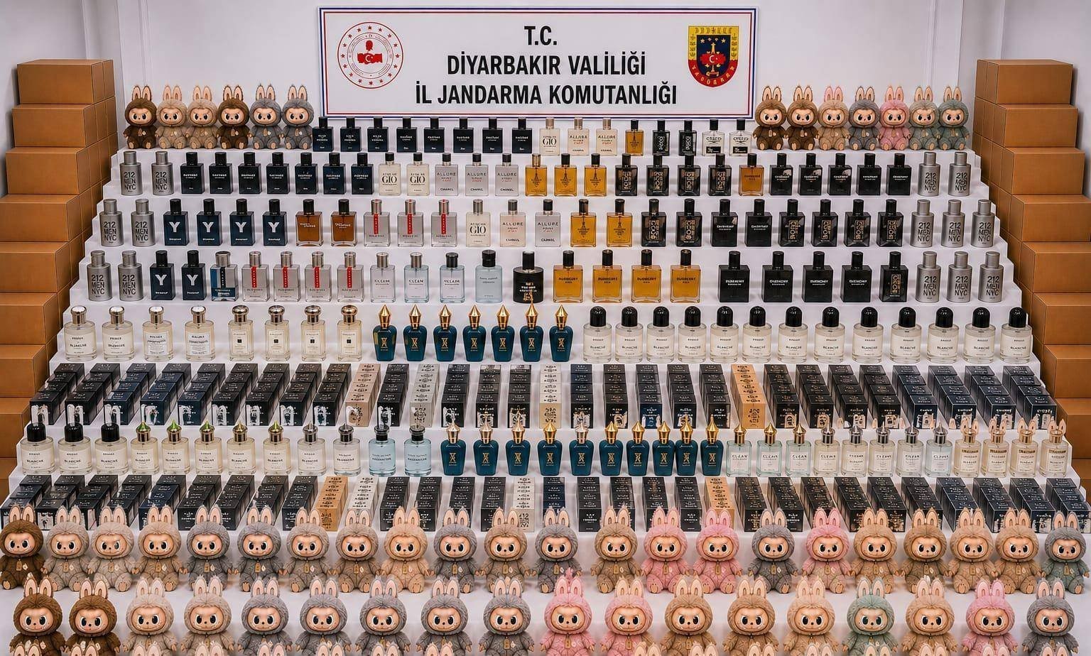 Diyarbakır'da jandarma ekiplerince düzenlenen kaçakçılık operasyonlarında 46 kişiye işlem yapıldı.