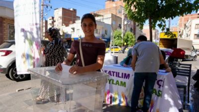 Diyarbakır’ın Bağlar Belediyesi'nin Yeniköy ve Yunus Emre mahallelerinde başlattığı halk