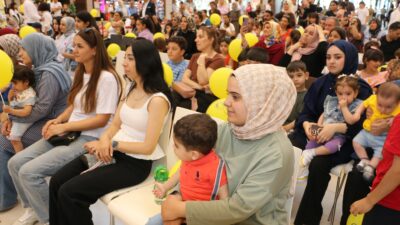 Diyarbakır Ceylan Karavil Park AVM'de bir markanın öncülüğünde, annelerin ebeveynlik
