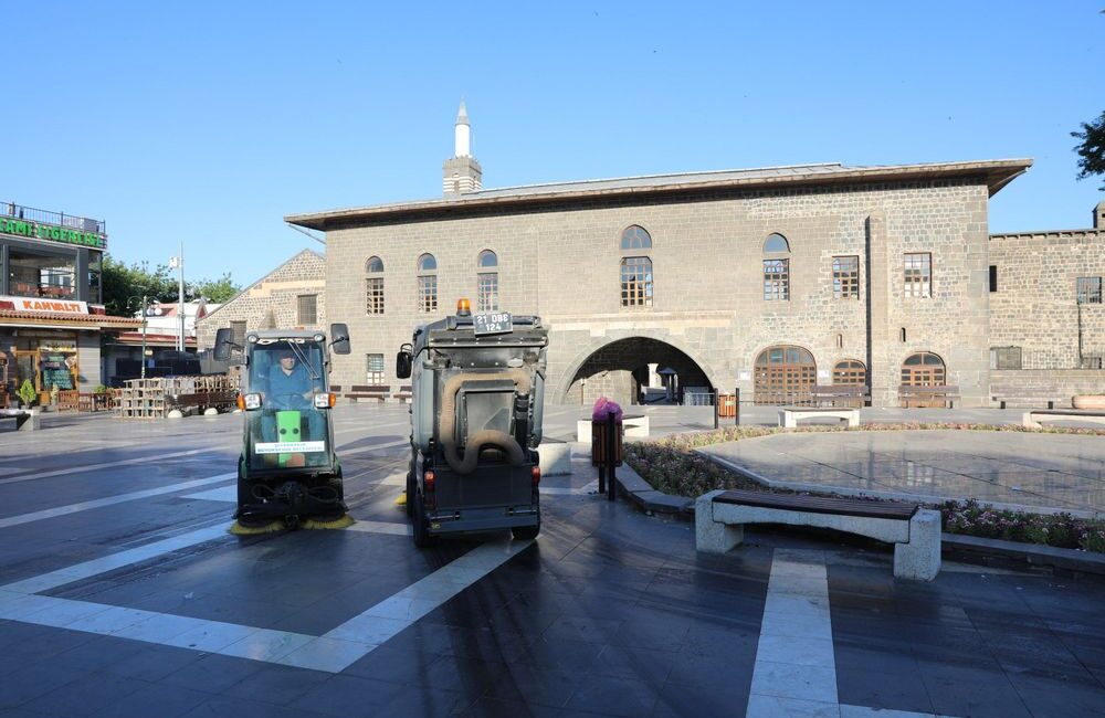Diyarbakır Büyükşehir Belediyesi, yerli ve yabancı turistlerin yoğun olarak ziyaret