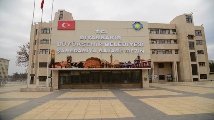 Diyarbakır’ın en yoğun gelişen bölgelerinden Kayapınar ve Yenişehir ilçelerinde Büyükşehir