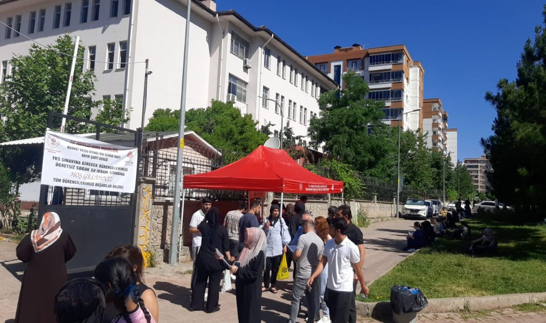 Diyarbakır Vakıflar Bölge Müdürlüğü, Yükseköğretim Kurumları Sınavı'na (YKS) giren öğrenciler