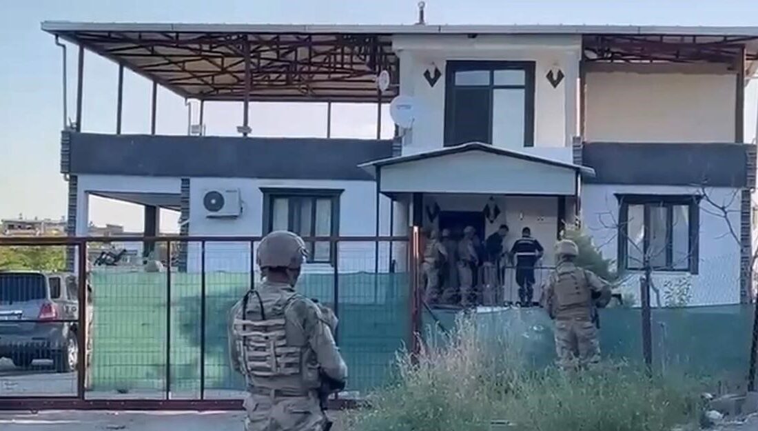 Diyarbakır merkezli 5 ilde düzenlenen yasa dışı bahis operasyonunda 47