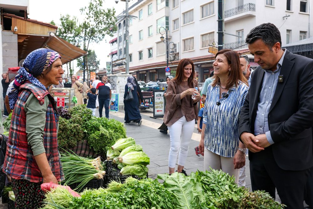 Diyarbakır Büyükşehir Belediyesi Eşbaşkanı Serra Bucak, Sur ilçesinin en işlek