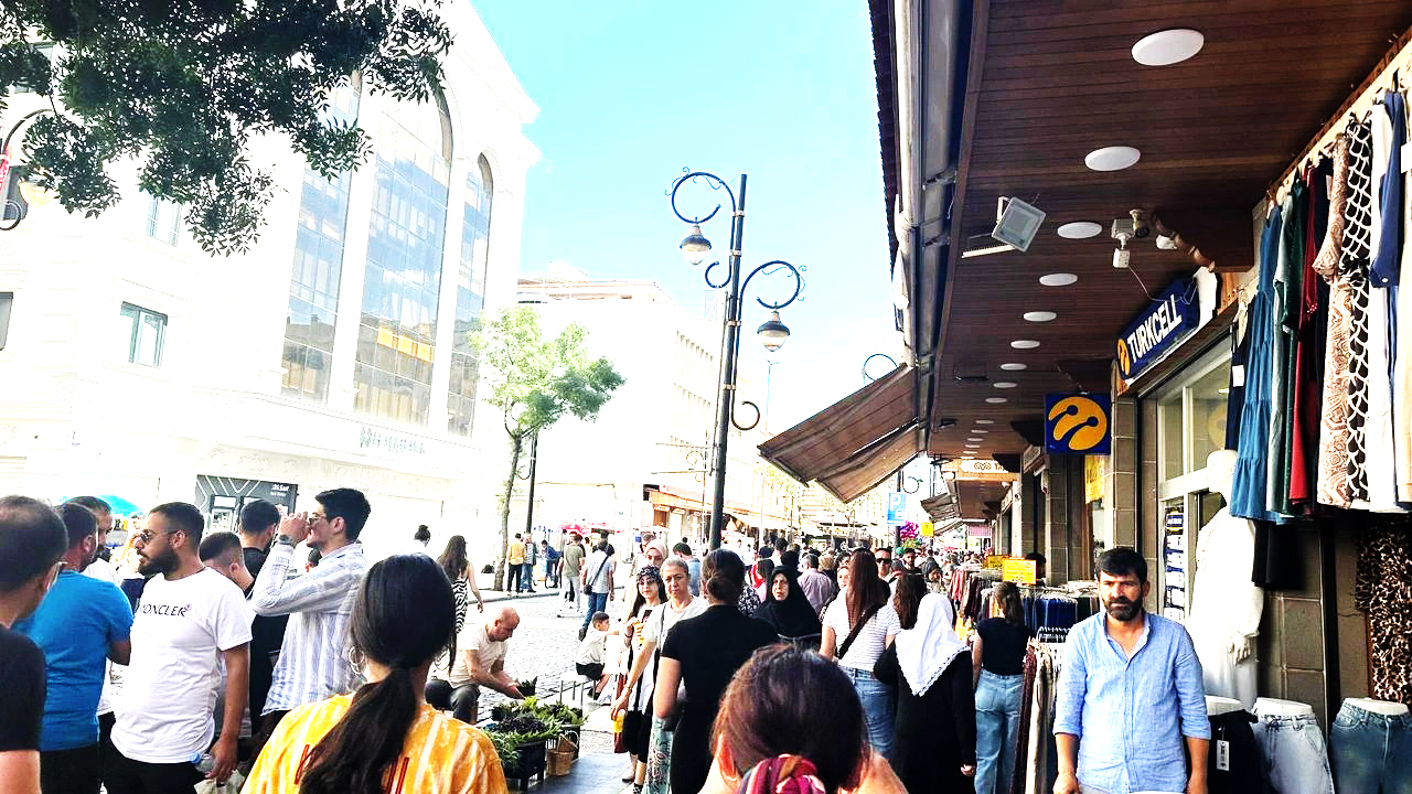 Diyarbakır'ın uluslararası göç haritası çıkarıldı: Net göç ekside devam ediyor