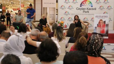 Diyarbakır’da, Ceylan Karavil Park AVM’de yazar Ayşe Ceylan Topçu’nun imza
