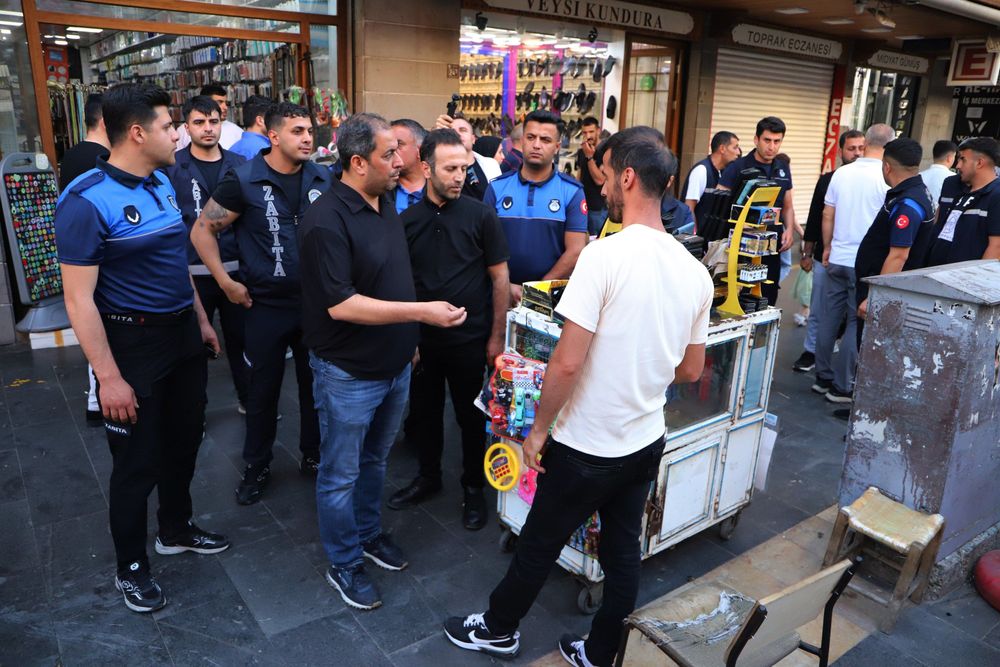 Diyarbakır Büyükşehir Belediyesi ile Sur Belediyesi zabıta ekipleri, Dağkapı Dörtyol