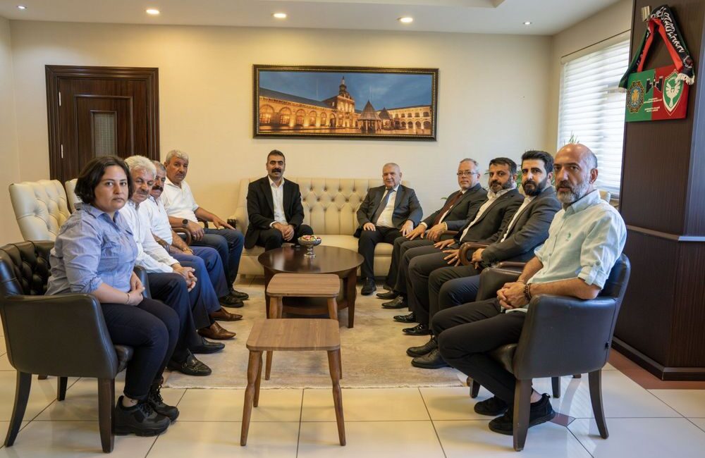 Diyarbakır Büyükşehir Belediyesi Eşbaşkanı Doğan Hatun, Gelecek Partisi Genel Başkan
