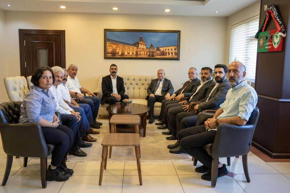 Diyarbakır Büyükşehir Belediyesi Eşbaşkanı Doğan Hatun, Gelecek Partisi Genel Başkan