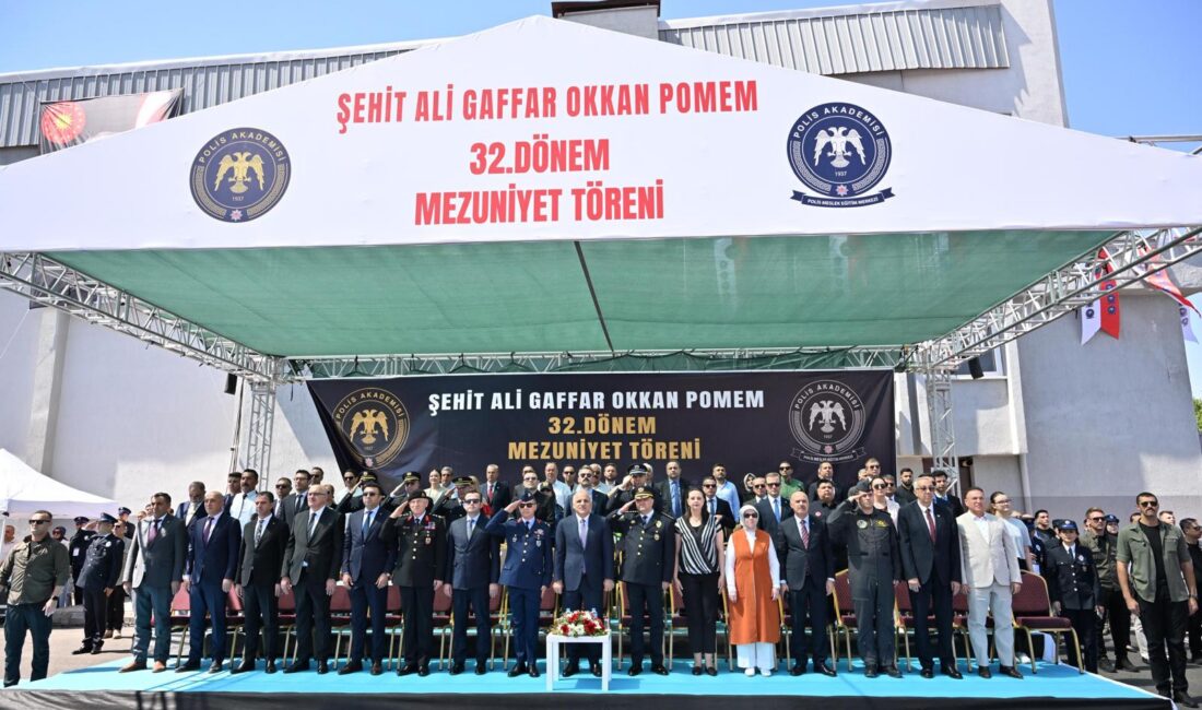Diyarbakır Valisi Murat Zorluoğlu'nun katılımıyla gerçekleştirilen Şehit Ali Gaffar Okkan