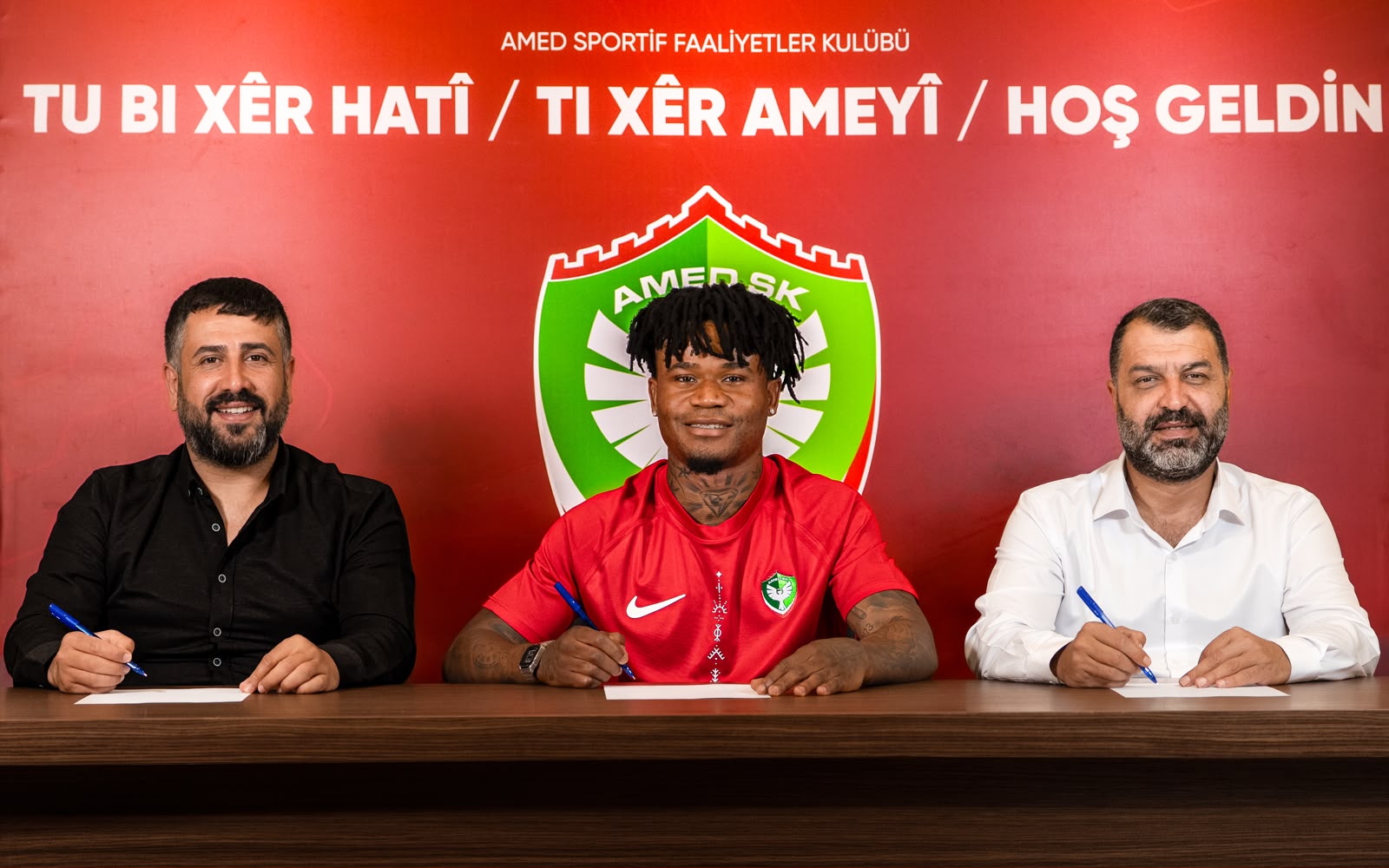 Amedspor Nijeryalı Golcü Gift Orban ile sözleşme imzaladı