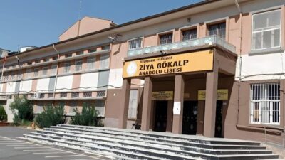 Ziya Gökalp Lisesi eski Müdürü Ayten Ekmekçi , gazetemiz yazarlarından