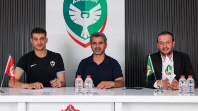 Amedspor, Gaziantep FK forması giyen kaleci Mustafa Burak Bozan ile