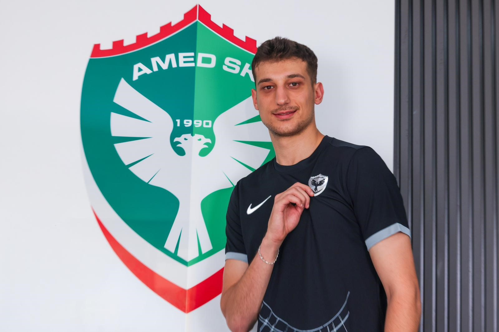 Amedspor kaleci Mustafa Burak Bozan ile sözleşme imzaladı
