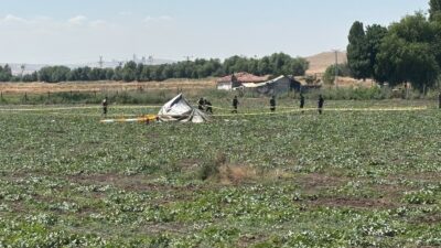 Ankara’nın Sincan ilçesine bağlı Temelli Mahallesi’nde R-44 tipi eğitim helikopteri