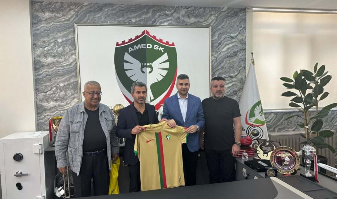 Yeni sezon hazırlıklarını sürdüren Amedspor ile Irak temsilcisi Duhokspor arasında