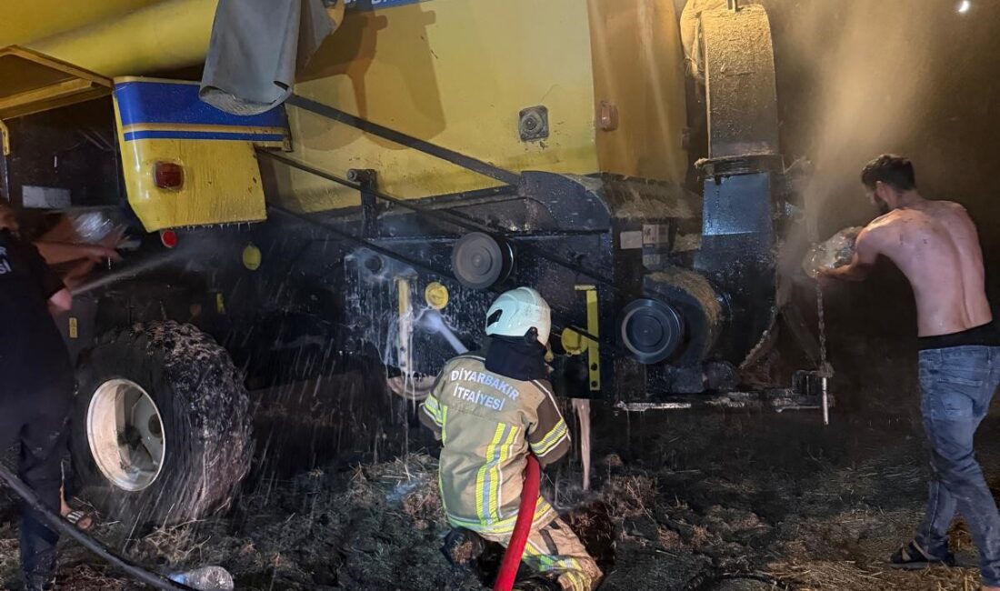 Diyarbakır'ın Hani ilçesinde biçerdöverde çıkan yangın, itfaiye ekiplerince söndürüldü.