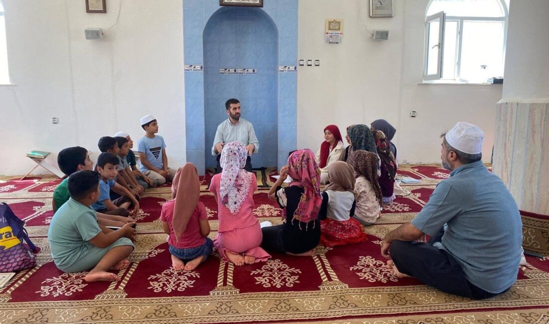 Diyarbakır’ın Çermik İlçe Müftülüğünce açılan yaz Kur'an kurslarına talep arttı.